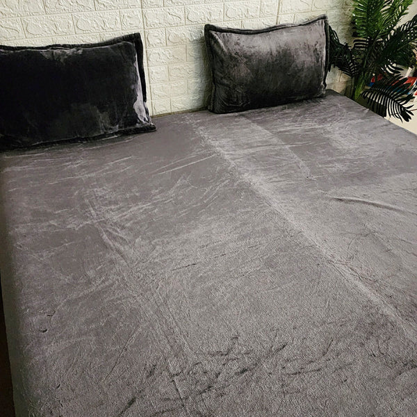 Drak Grey Colour Warm Bedsheet