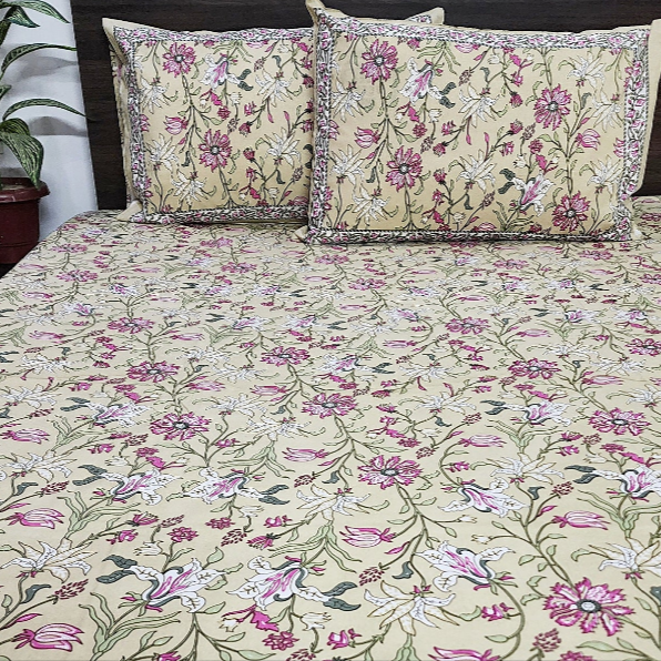 Magnificent Floral Cotton Bedsheet