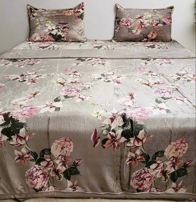 Champaigne Shade Floral Print Warm Duvet Cover Set