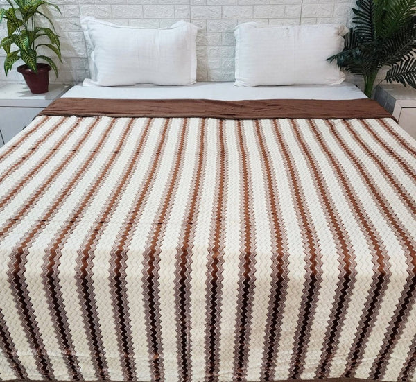 Brown and Beige Zigzag Pattern Warm Duvet Cover