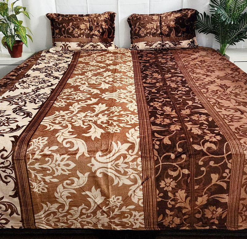 Artistic Love Warm Bedsheet