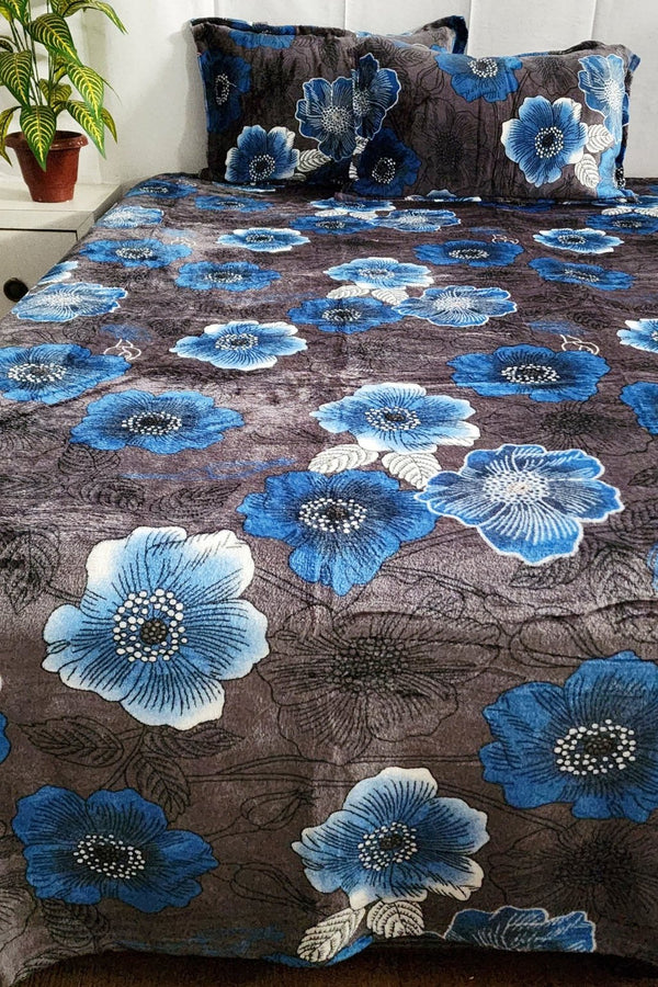 Blue Florals Warm Bedsheet